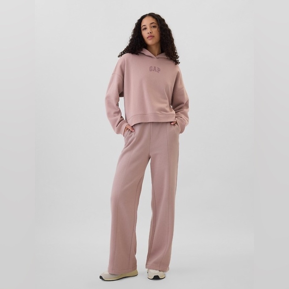 GAP pant and hoodie set